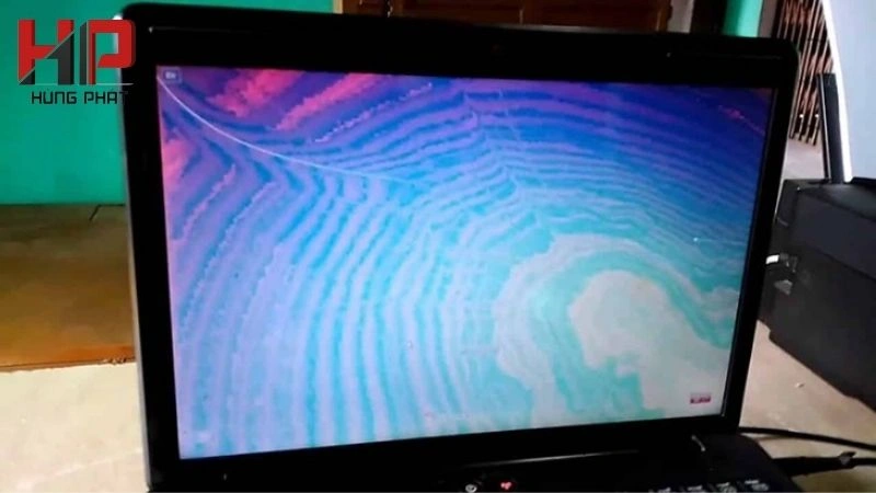 Màn hình laptop chập chờn