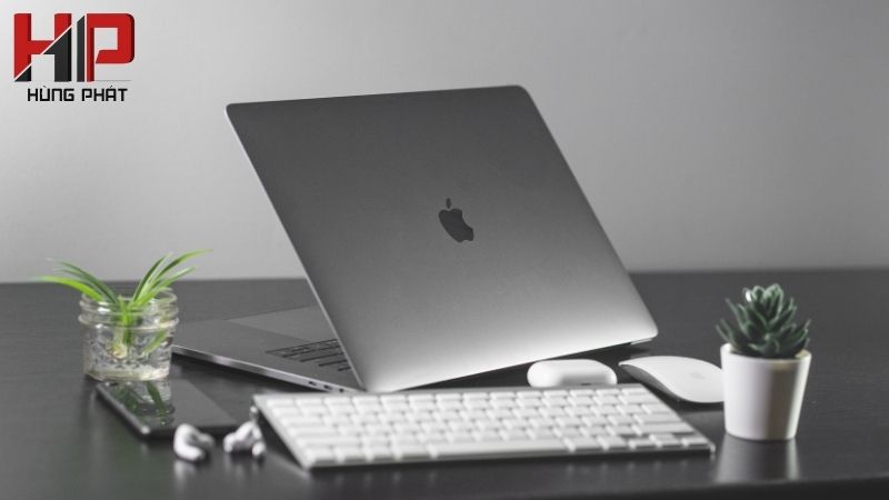 Mua MacBook đã qua sử dụng